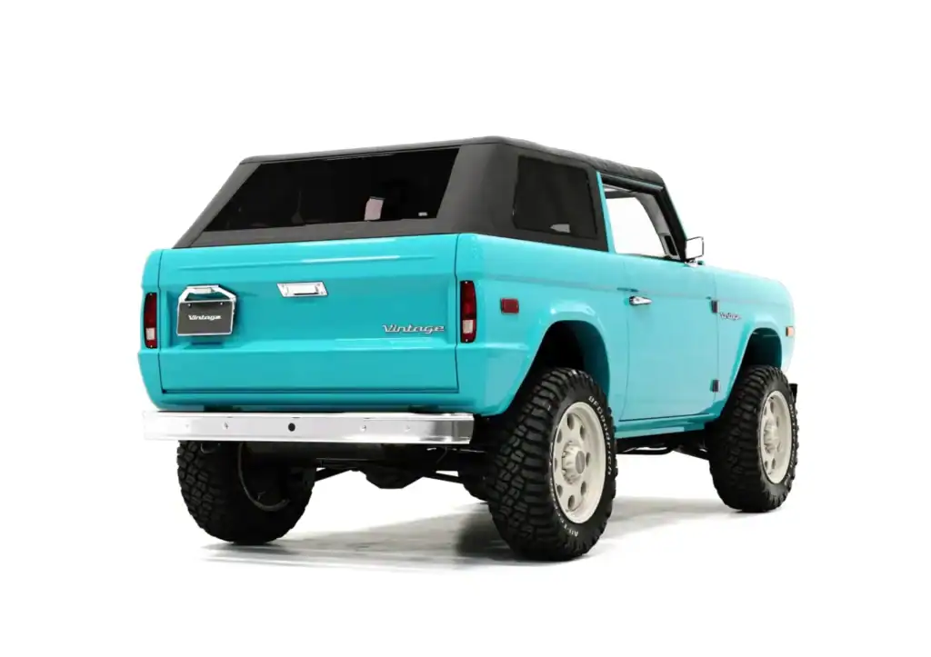 Caribbean Turquoise photo 5